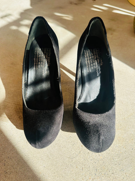 Pedro Garcia Black Suede Castorino Heel, Sz 6.5
