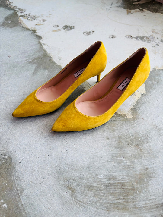 BALLY Yellow Suede Pumps Made in Italy, Sz 7.5